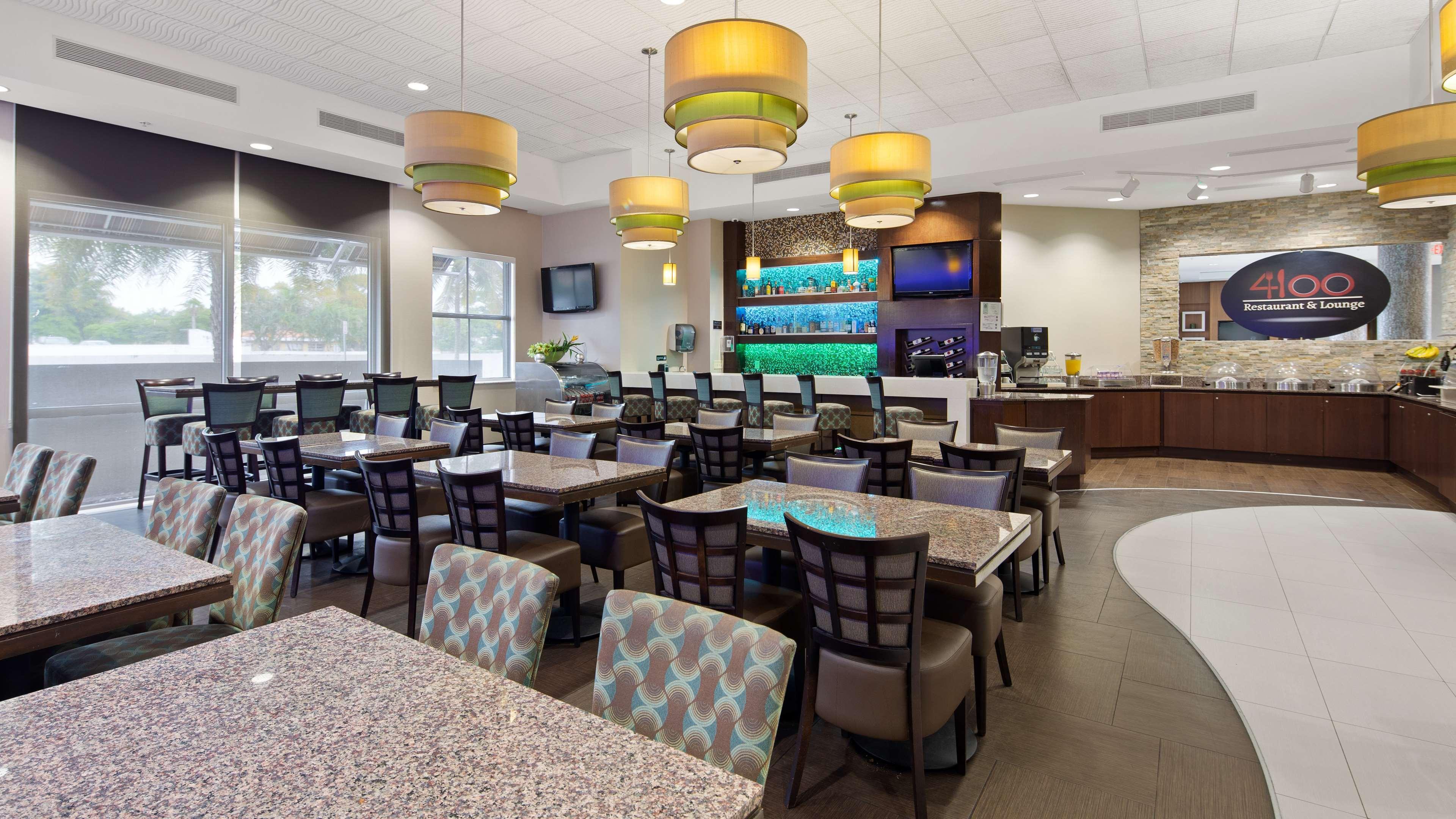 Best Western Plus Miami Intl Airport Hotel & Suites Coral Gables Dış mekan fotoğraf